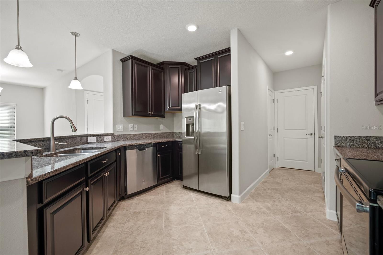 Image 13 of 62 For 1653 Ludington Avenue