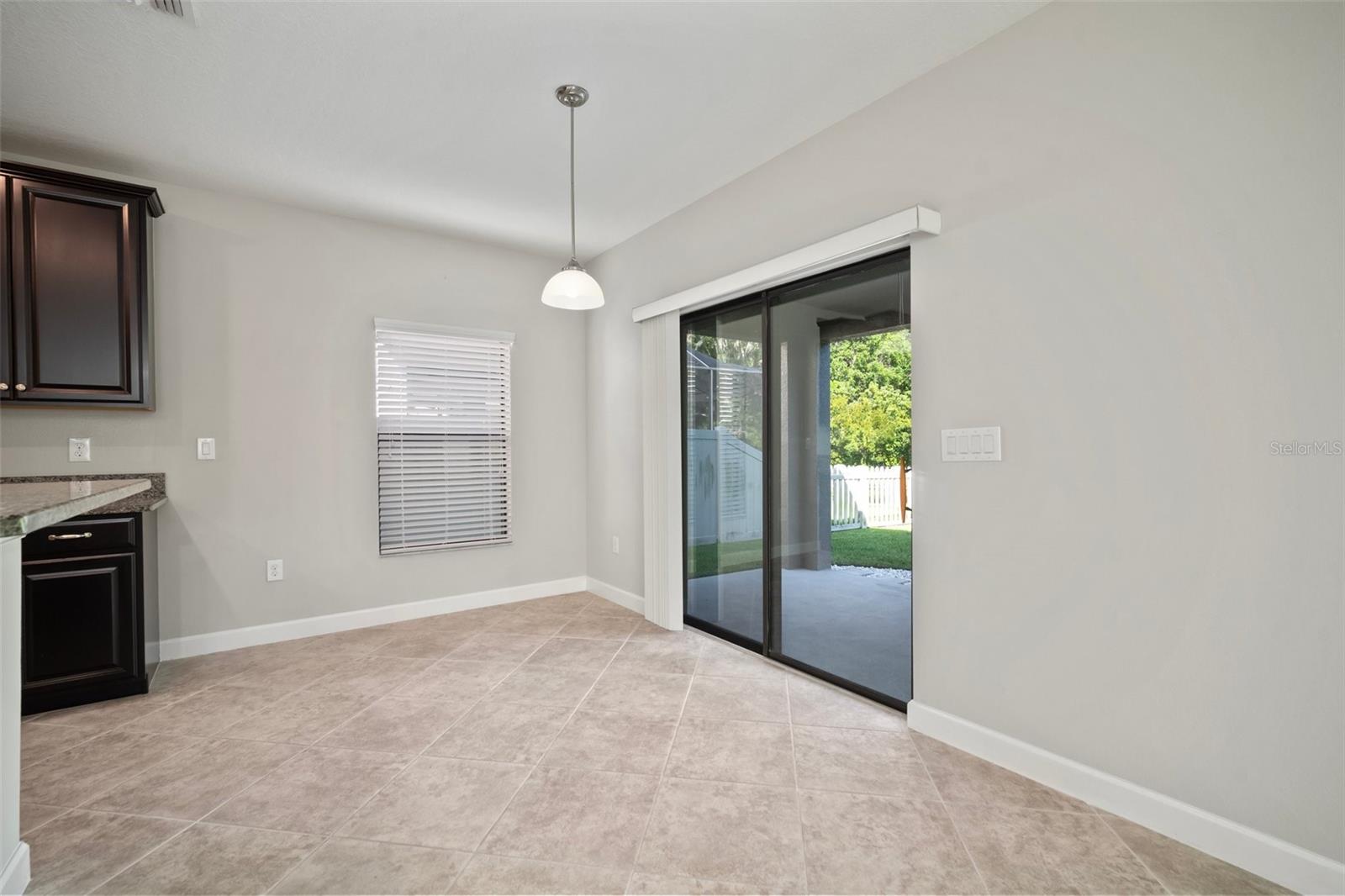 Image 17 of 62 For 1653 Ludington Avenue