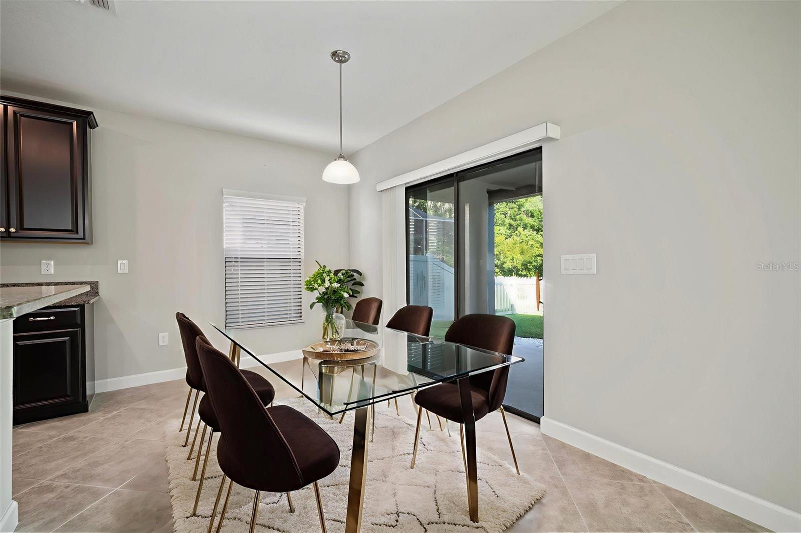 Image 18 of 62 For 1653 Ludington Avenue