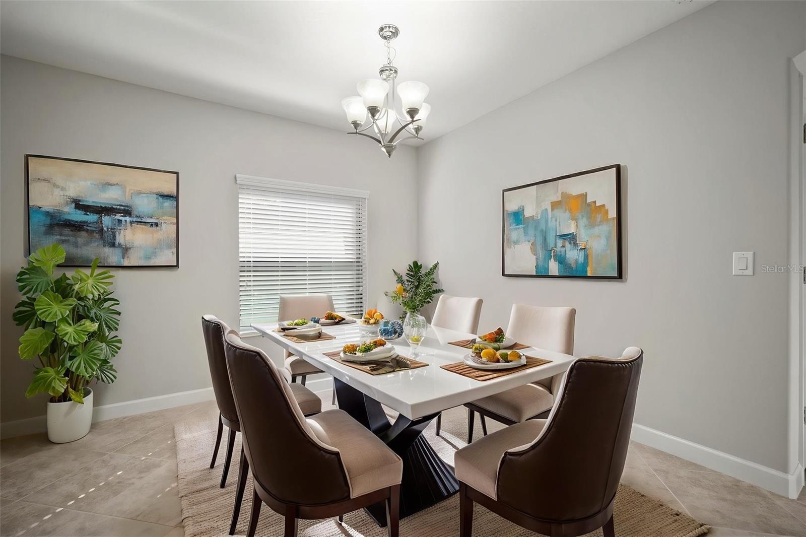 Image 20 of 62 For 1653 Ludington Avenue