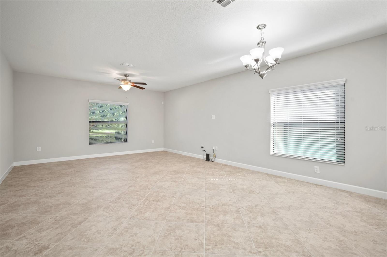 Image 23 of 62 For 1653 Ludington Avenue