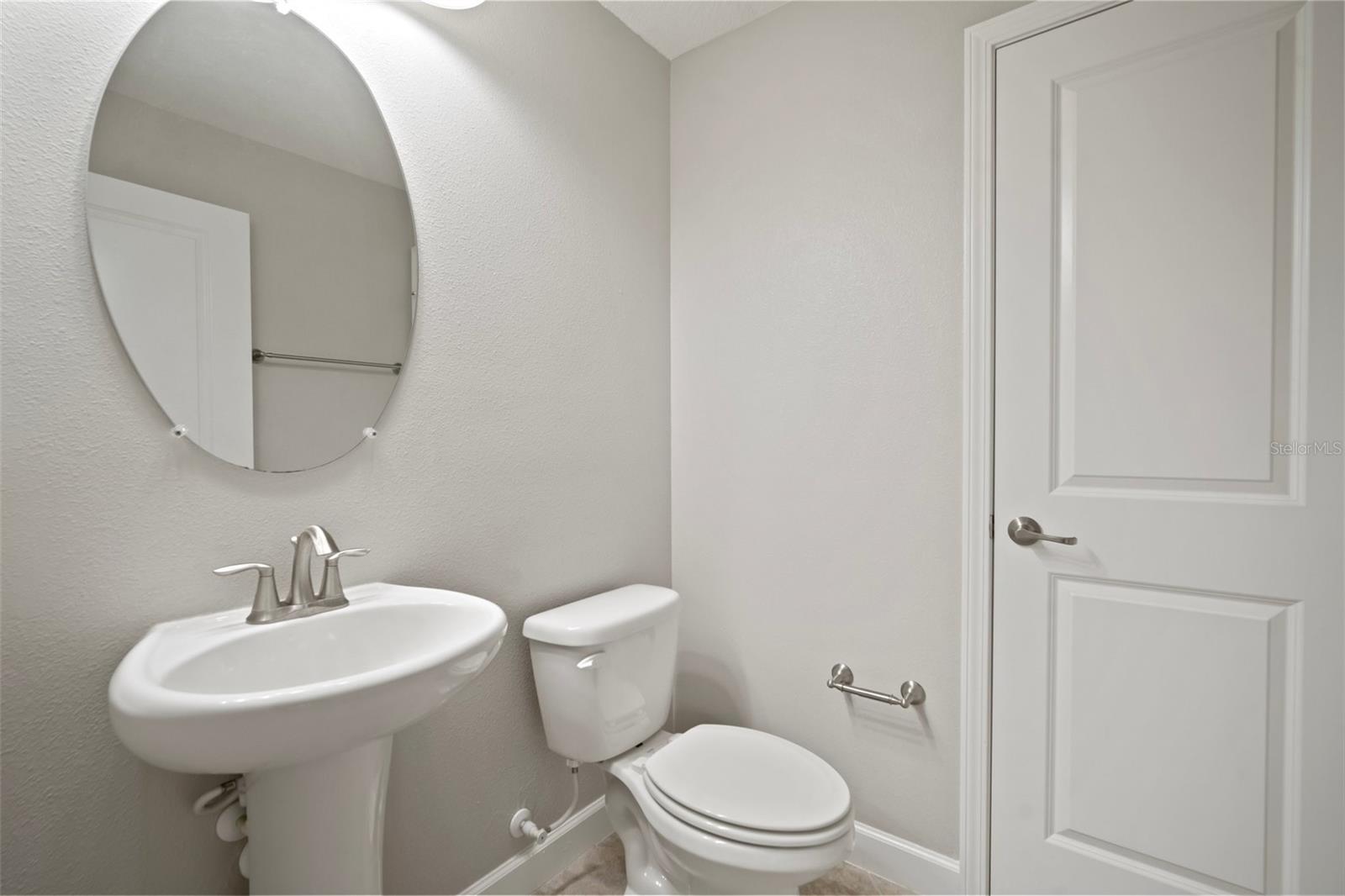 Image 25 of 62 For 1653 Ludington Avenue