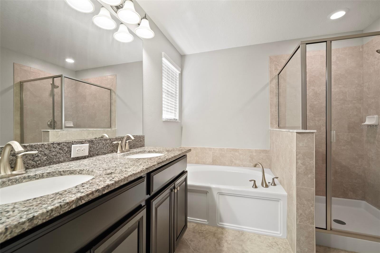 Image 30 of 62 For 1653 Ludington Avenue