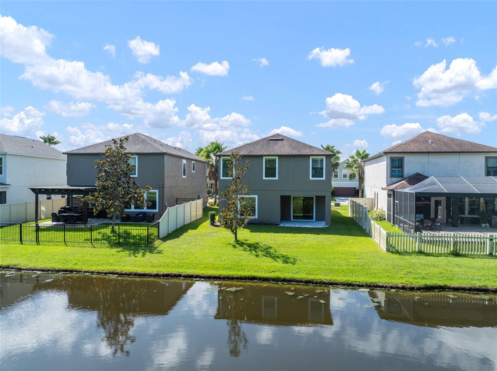 Image 47 of 62 For 1653 Ludington Avenue