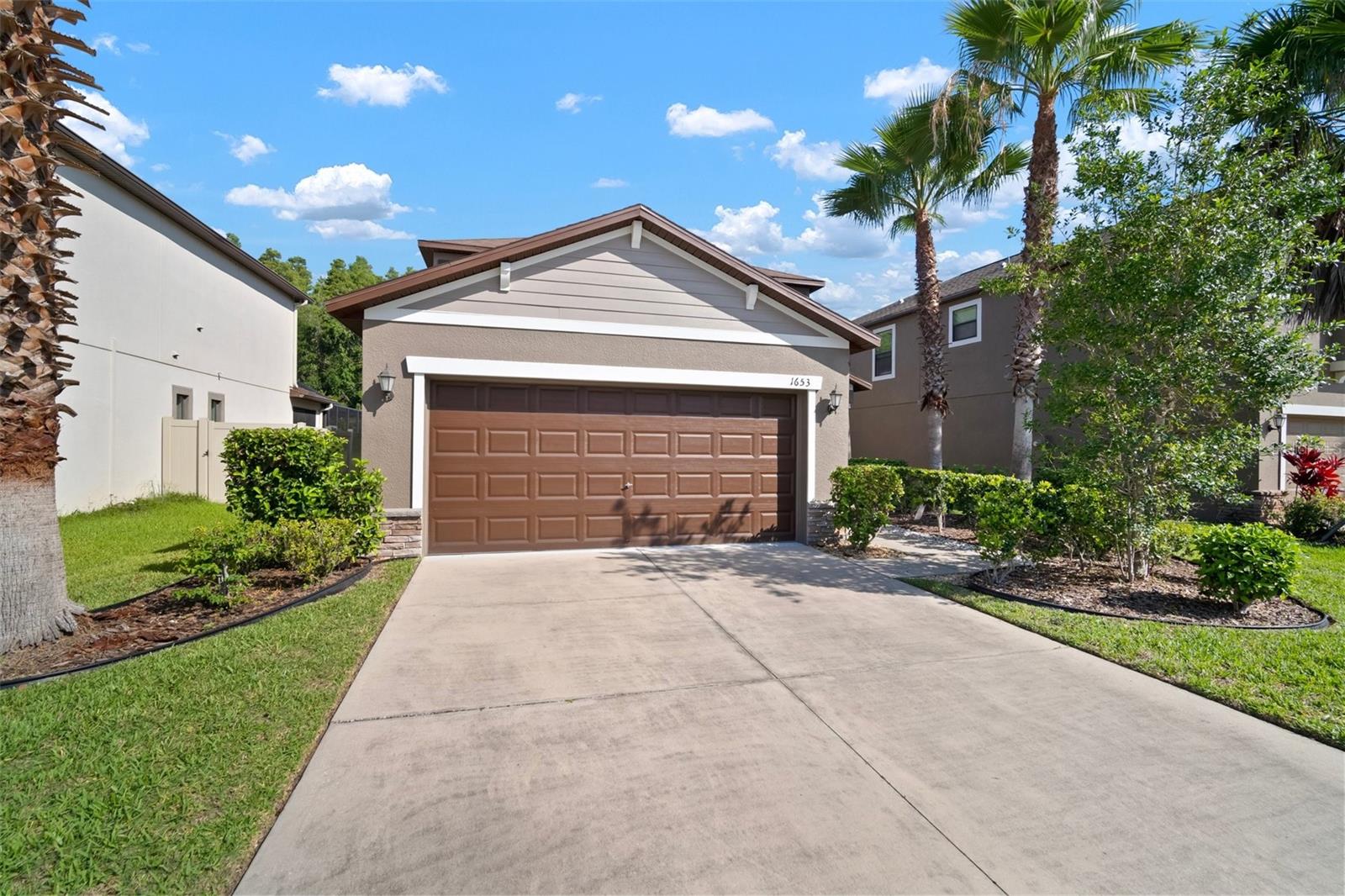 Image 52 of 62 For 1653 Ludington Avenue