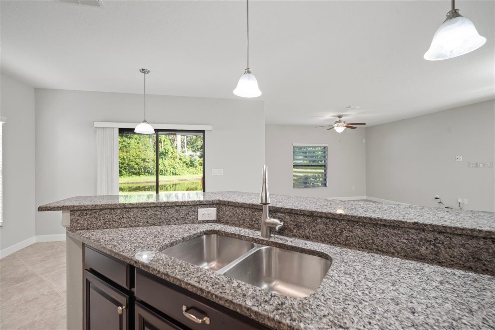 Image 9 of 62 For 1653 Ludington Avenue