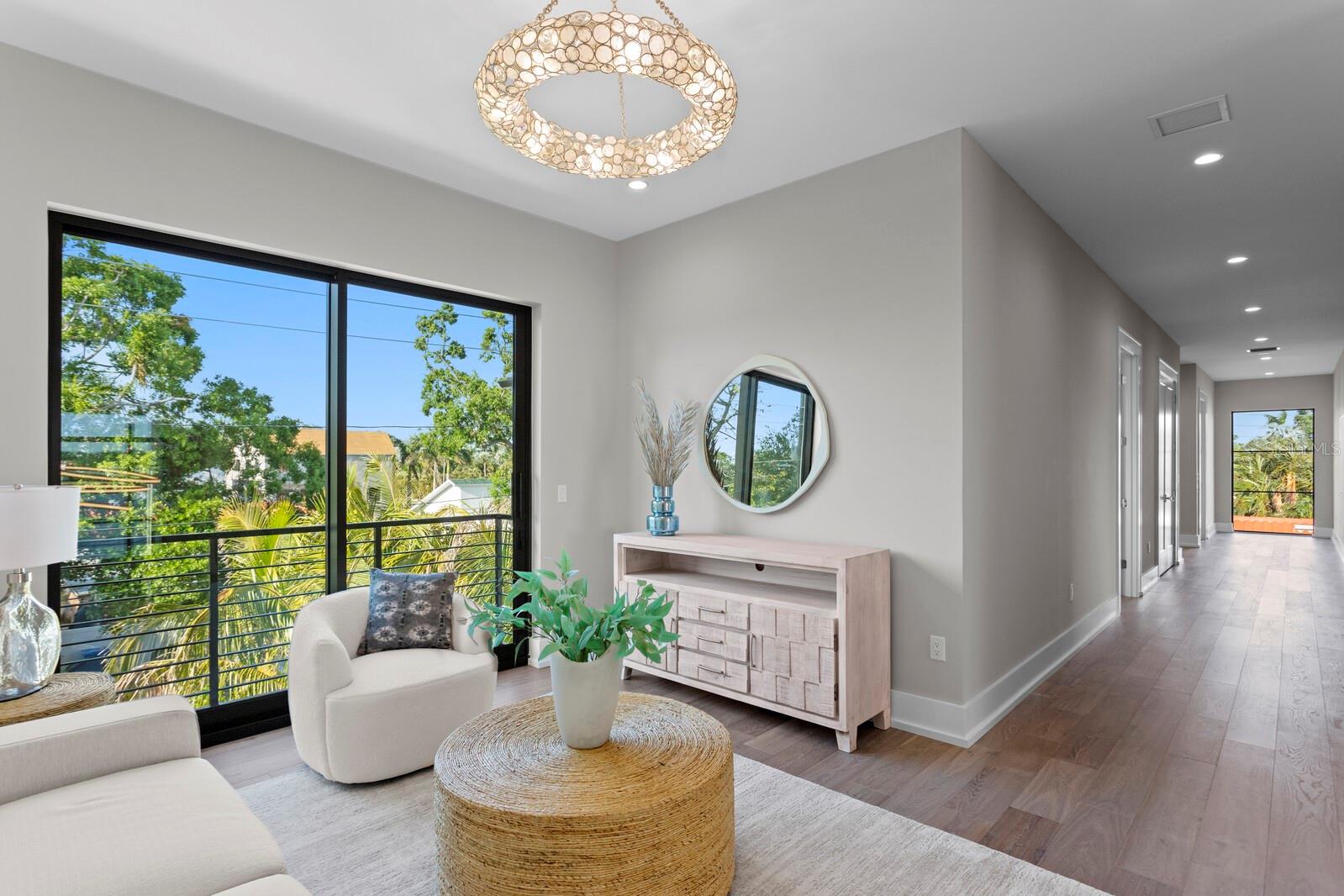 Image 26 of 59 For 337 Coffee Pot Drive Ne