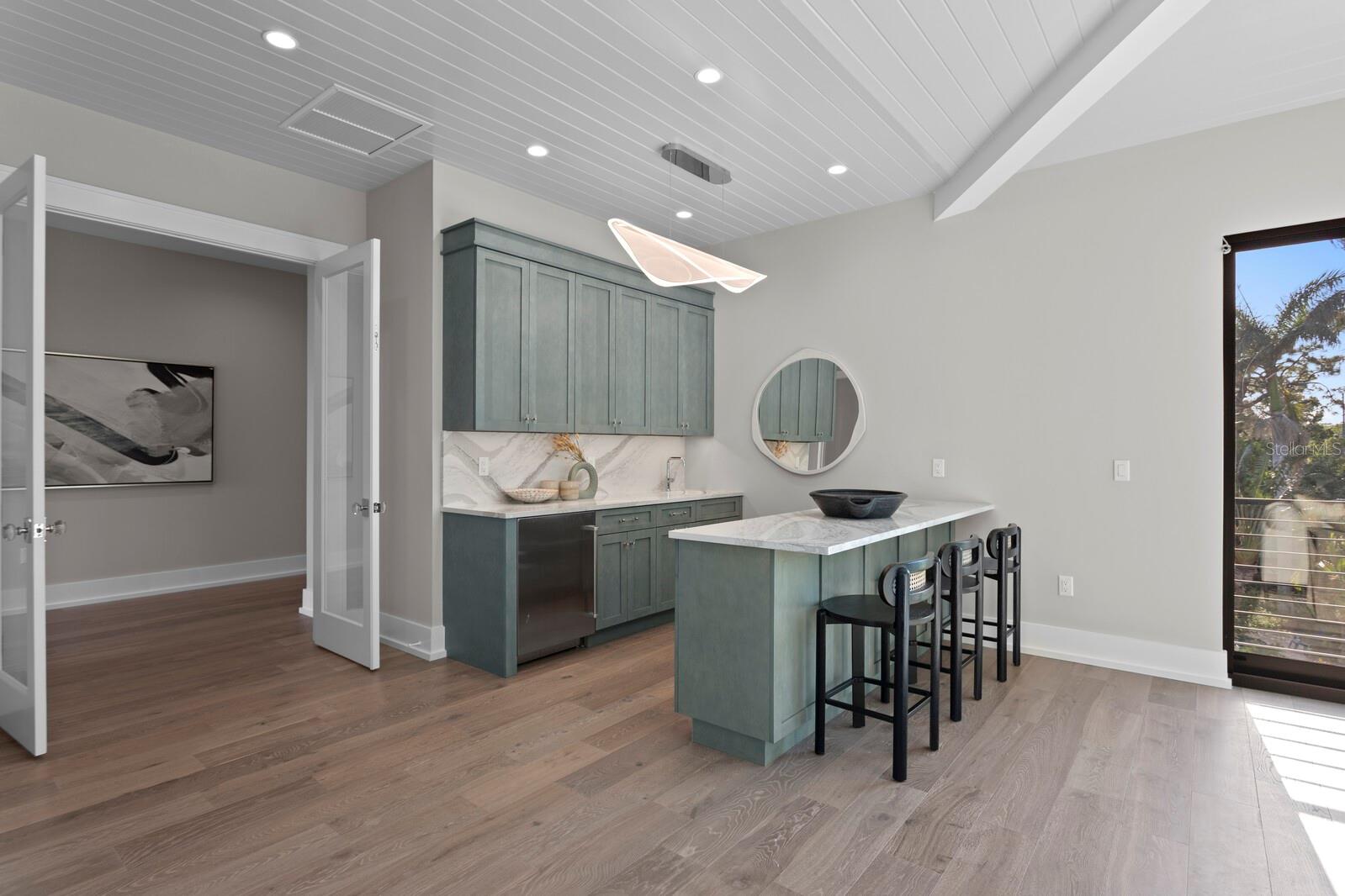 Image 38 of 59 For 337 Coffee Pot Drive Ne