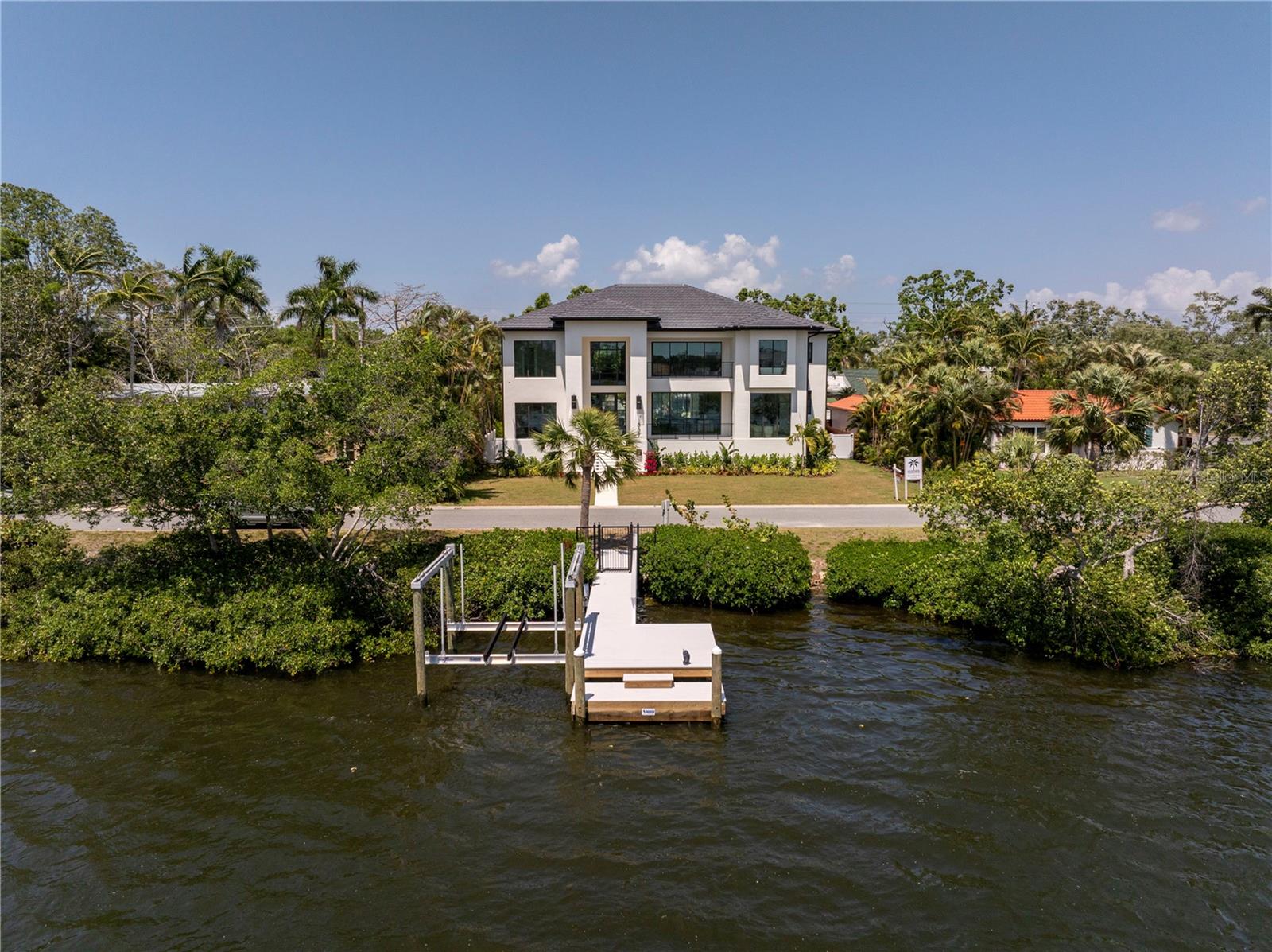 Image 57 of 59 For 337 Coffee Pot Drive Ne