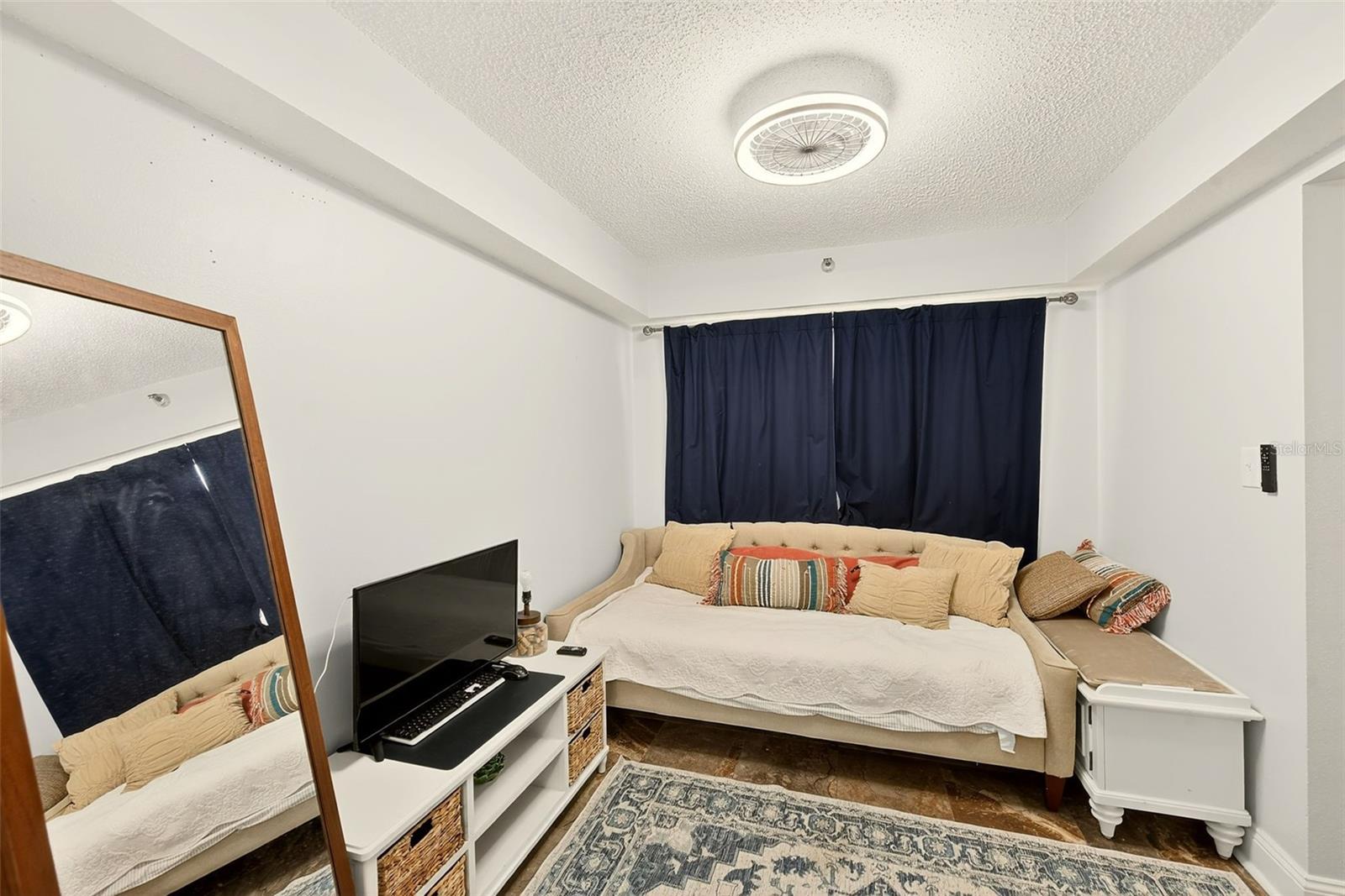 Image 10 of 45 For 5400 Park Street N 505