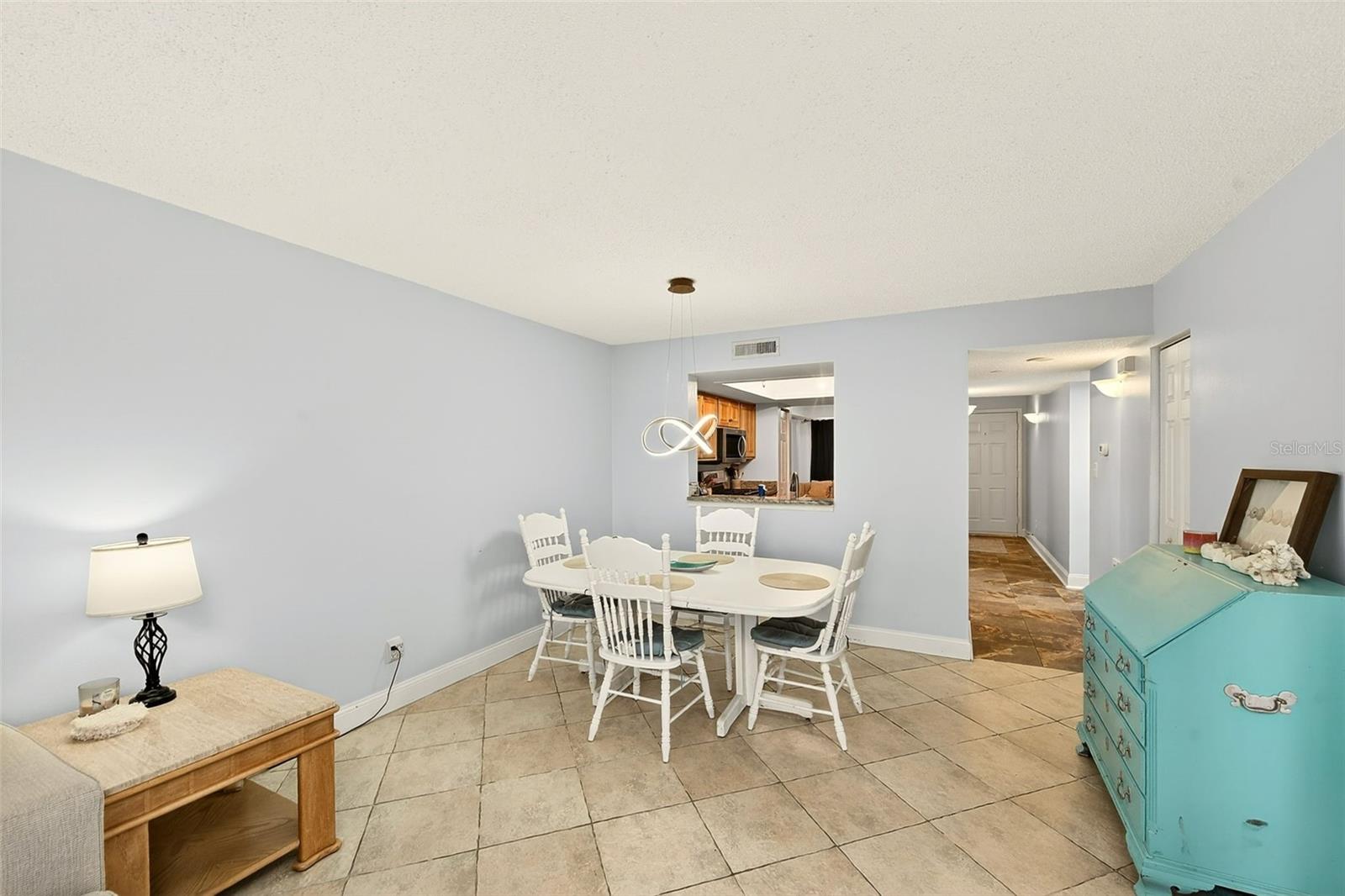 Image 19 of 45 For 5400 Park Street N 505