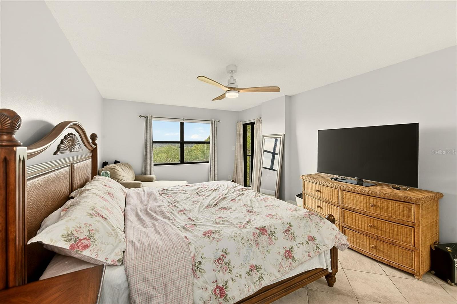 Image 24 of 45 For 5400 Park Street N 505