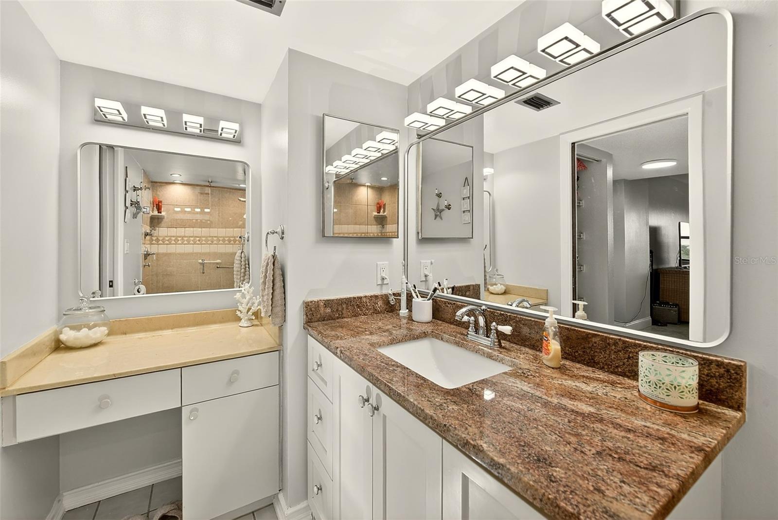 Image 27 of 45 For 5400 Park Street N 505