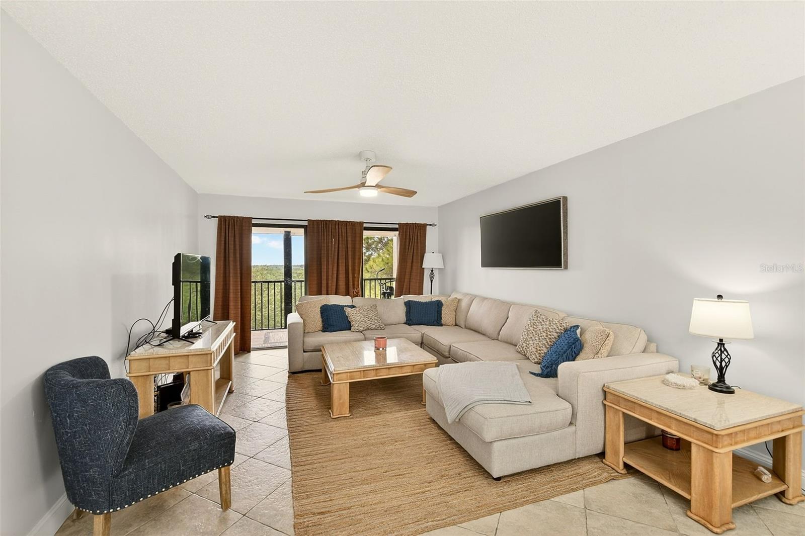 Image 7 of 45 For 5400 Park Street N 505