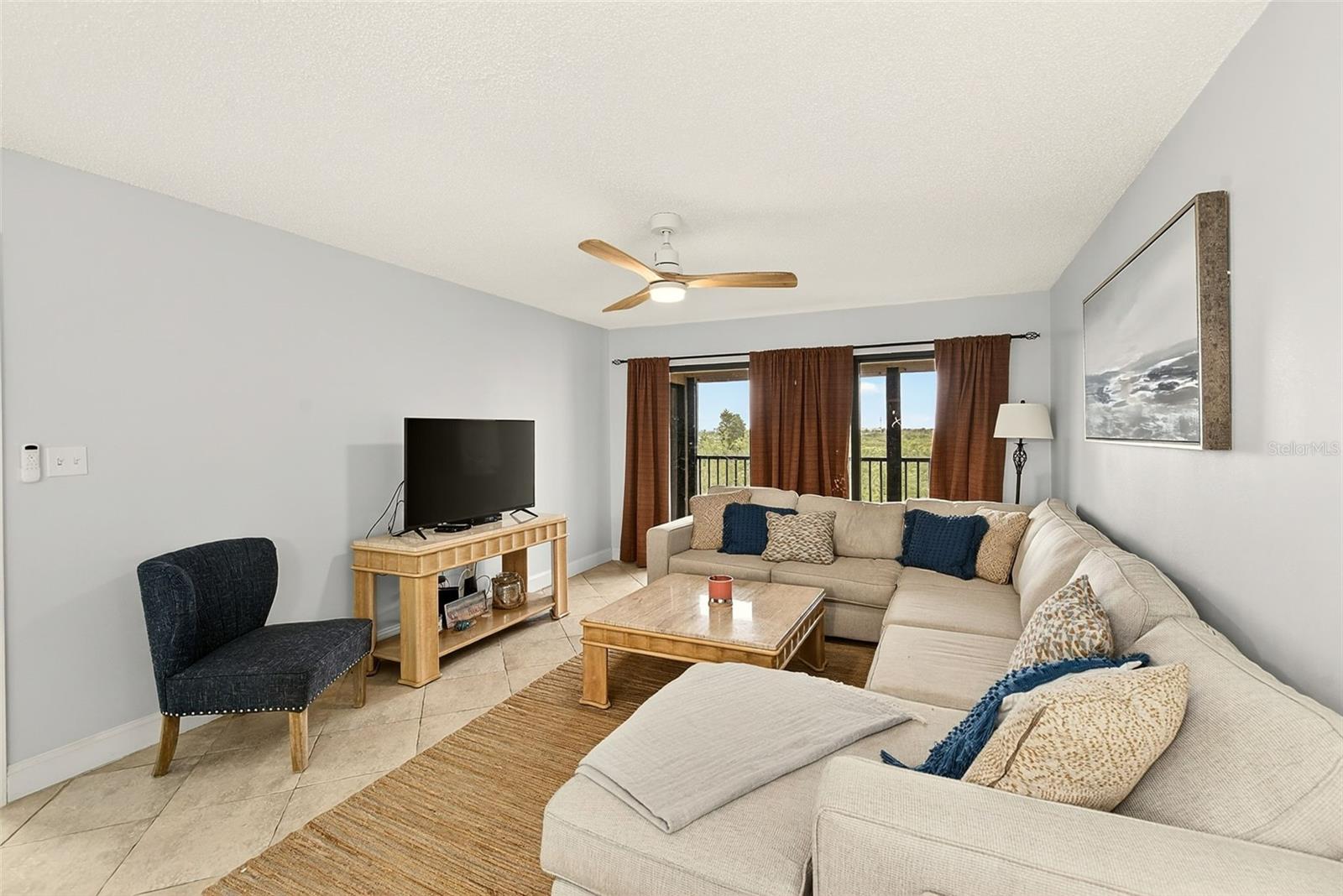 Image 8 of 45 For 5400 Park Street N 505