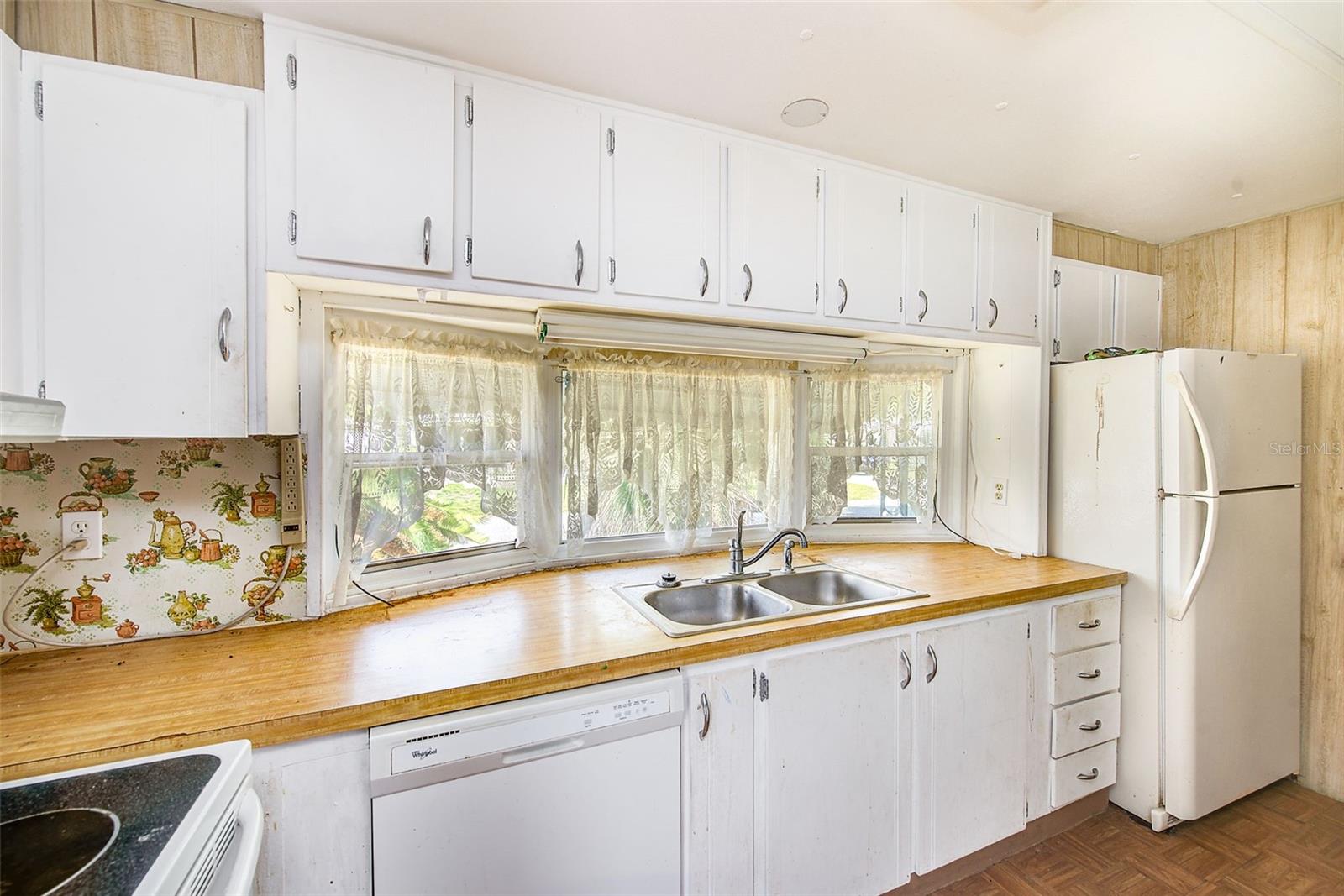 Image 11 of 30 For 4551 Orange Blossom Drive