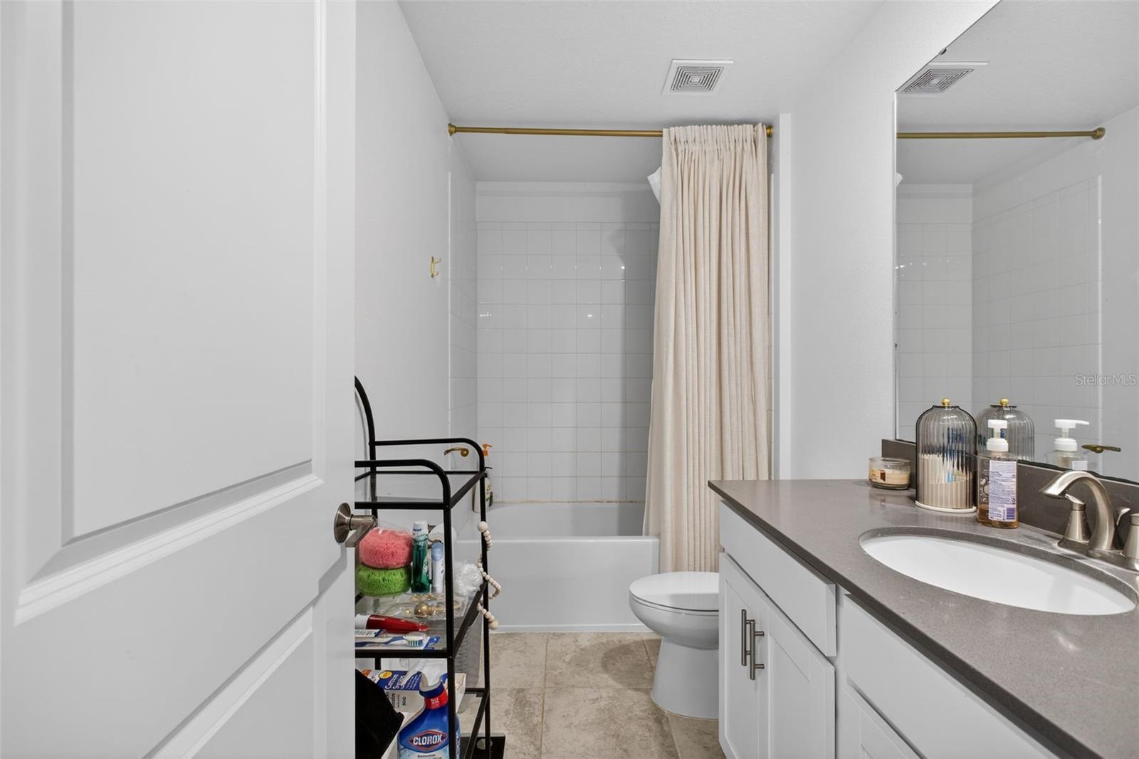 Image 22 of 32 For 3025 Ella Way