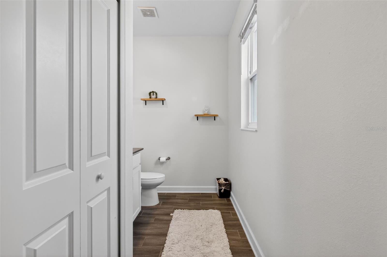 Image 28 of 32 For 3025 Ella Way