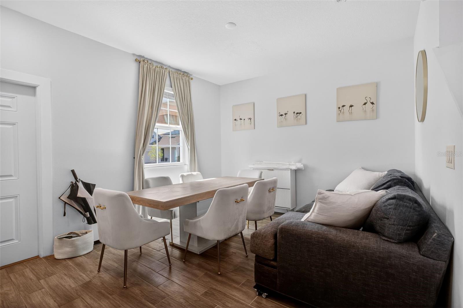 Image 6 of 32 For 3025 Ella Way