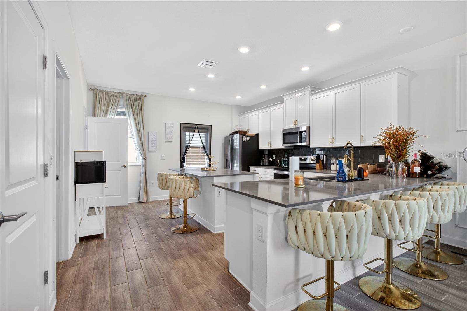 Image 9 of 32 For 3025 Ella Way