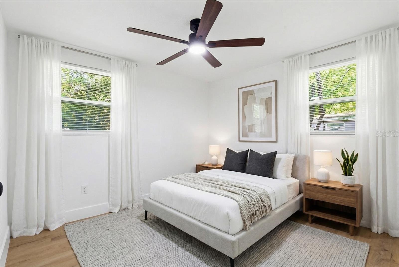 Image 22 of 38 For 3207 Dodge Street