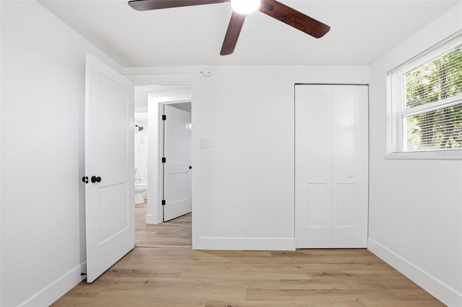 Image 25 of 38 For 3207 Dodge Street