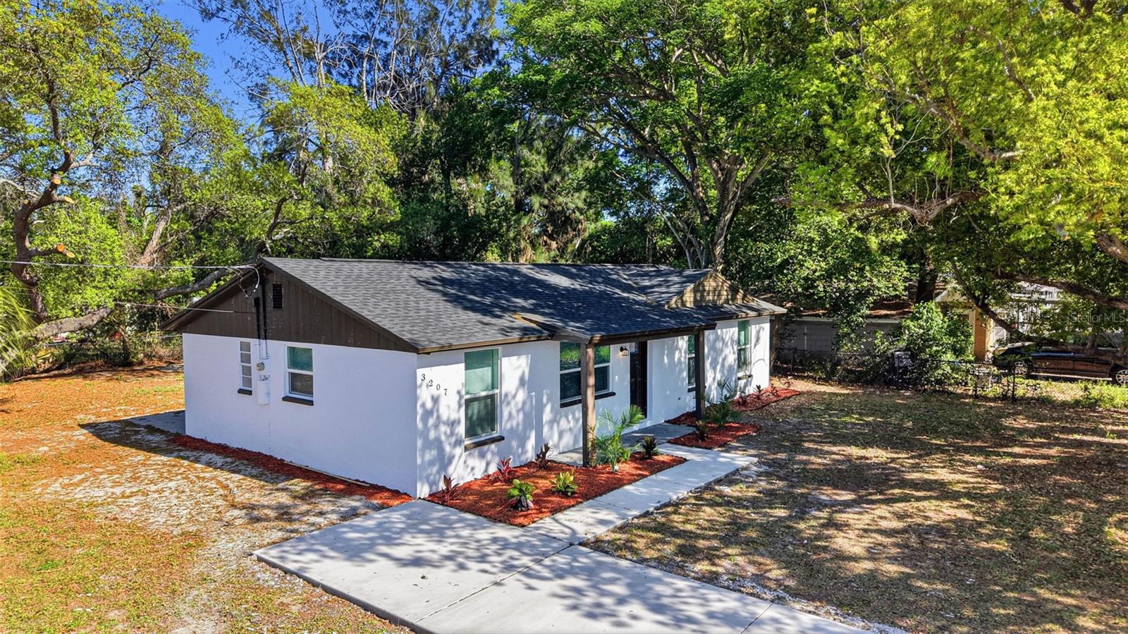 Image 32 of 38 For 3207 Dodge Street