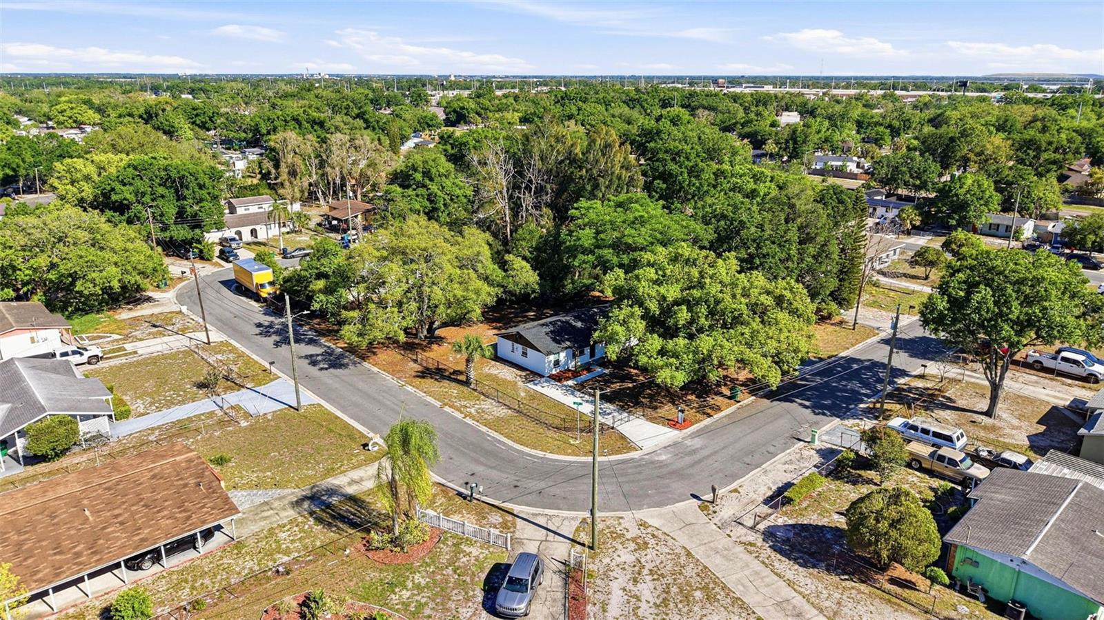 Image 33 of 38 For 3207 Dodge Street