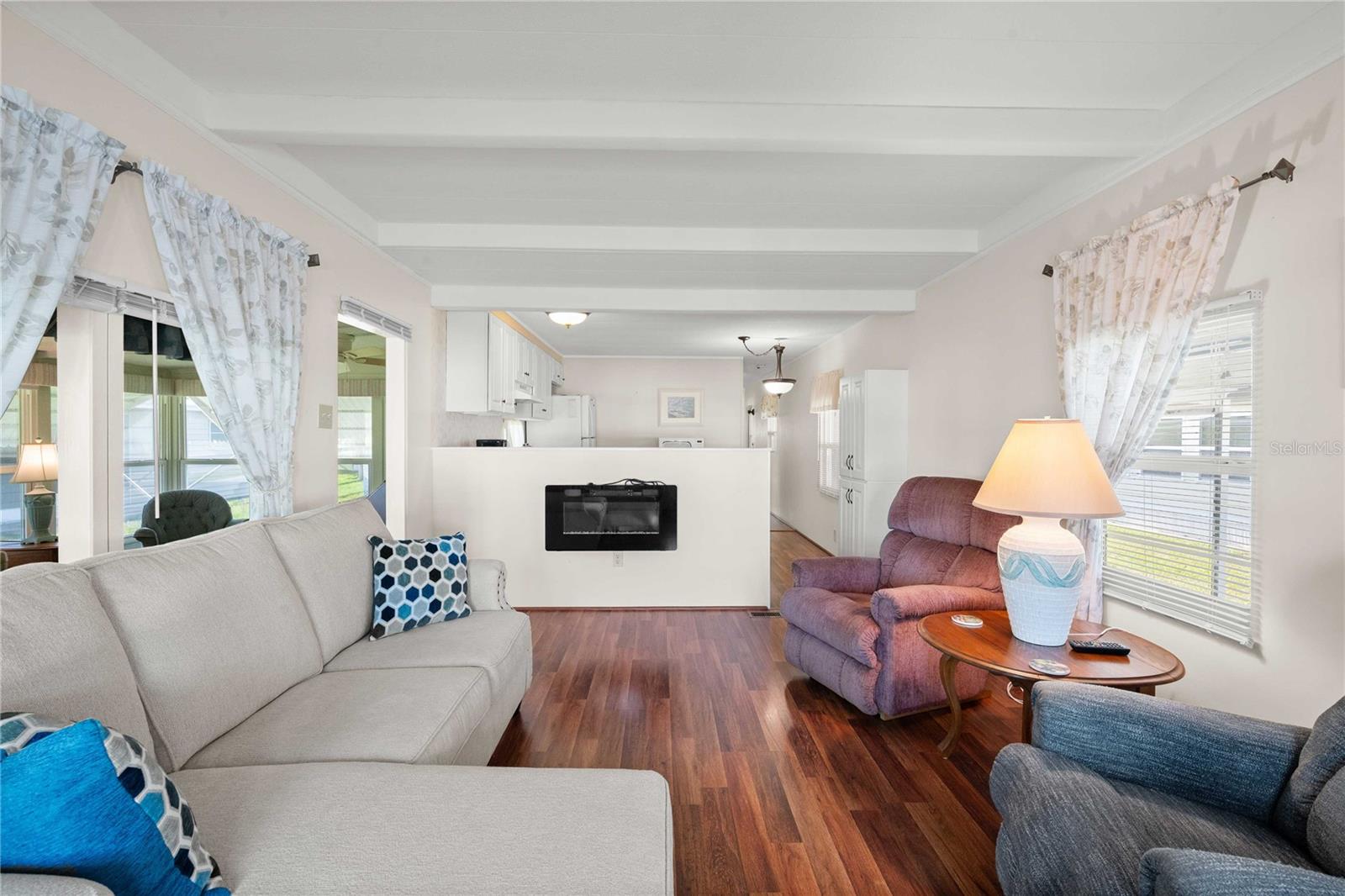 Image 11 of 33 For 5347 Betty Street