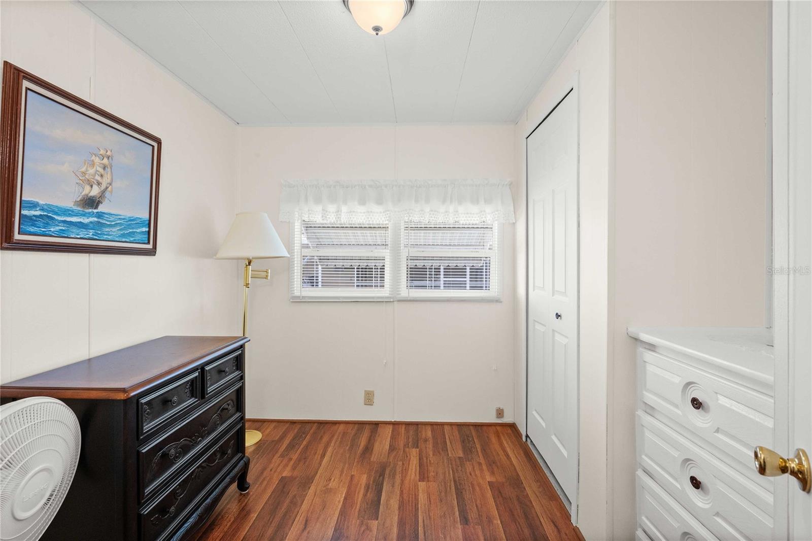 Image 12 of 33 For 5347 Betty Street