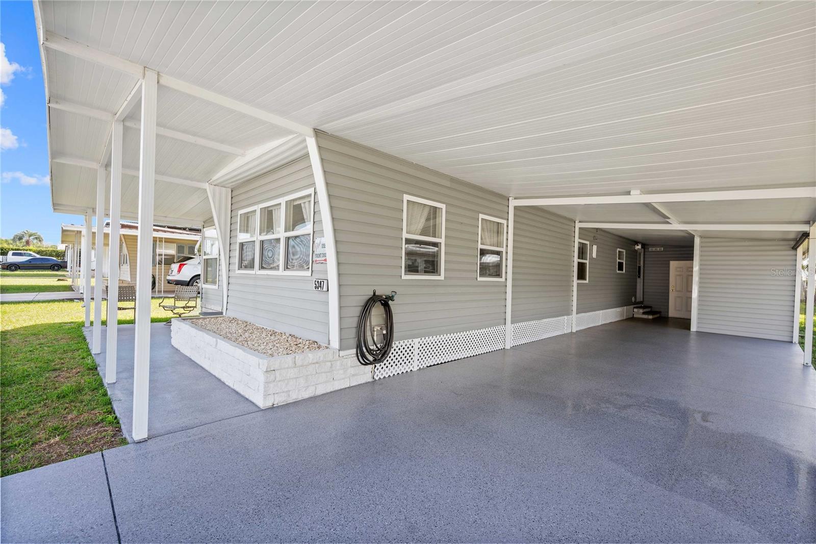 Image 4 of 33 For 5347 Betty Street