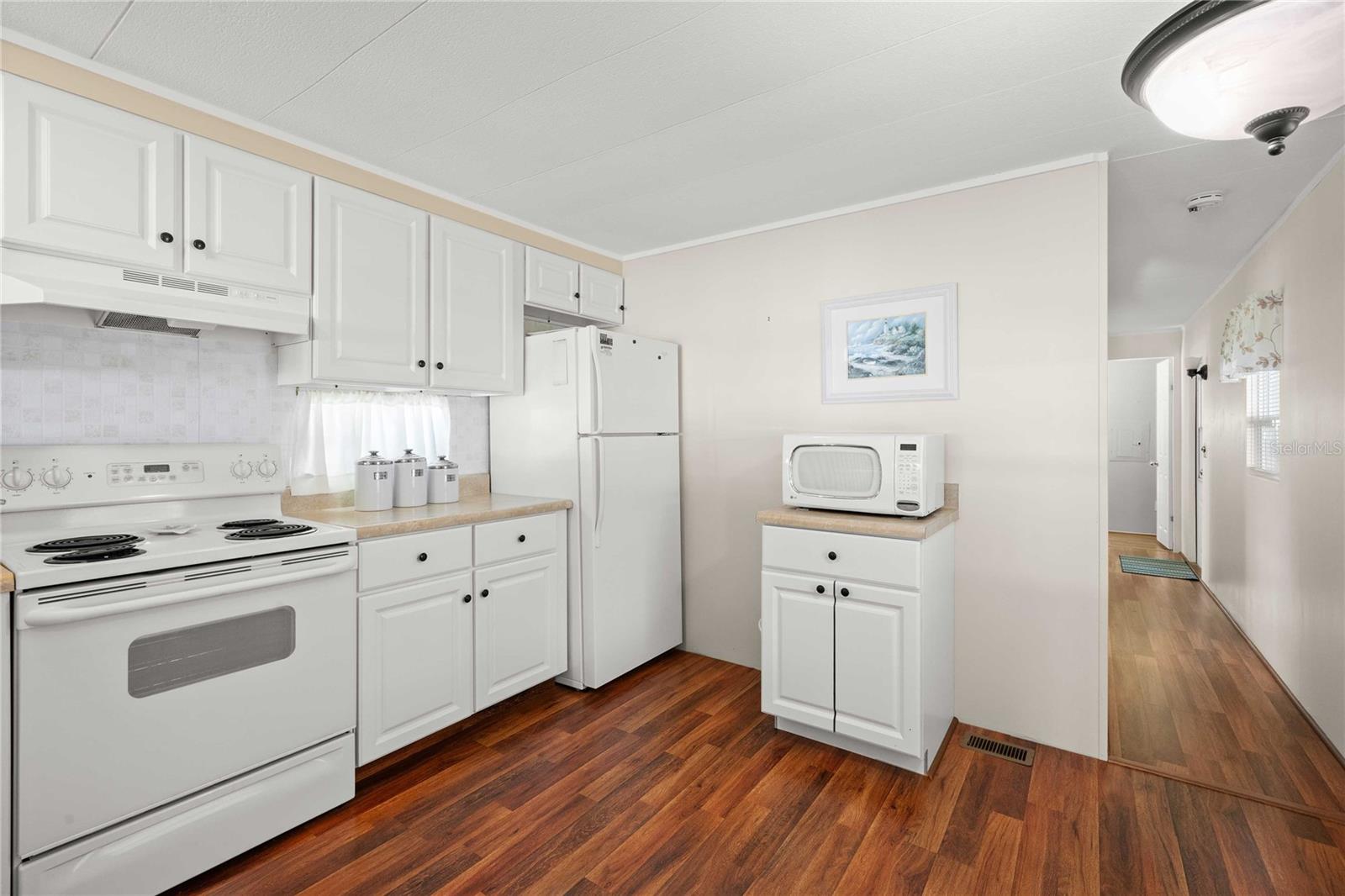 Image 7 of 33 For 5347 Betty Street