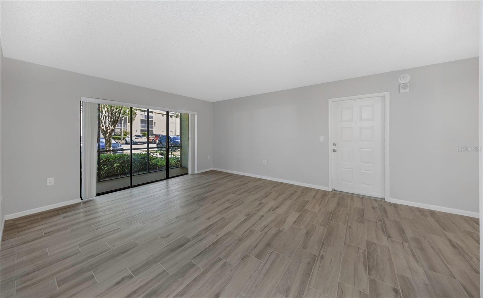 Image 16 of 52 For 3166 Lake Pine Way S H1