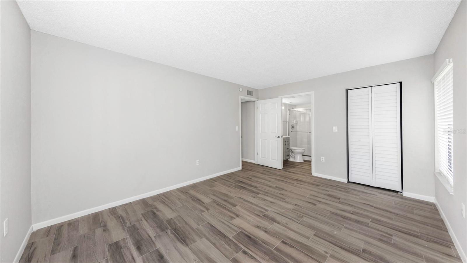 Image 19 of 52 For 3166 Lake Pine Way S H1