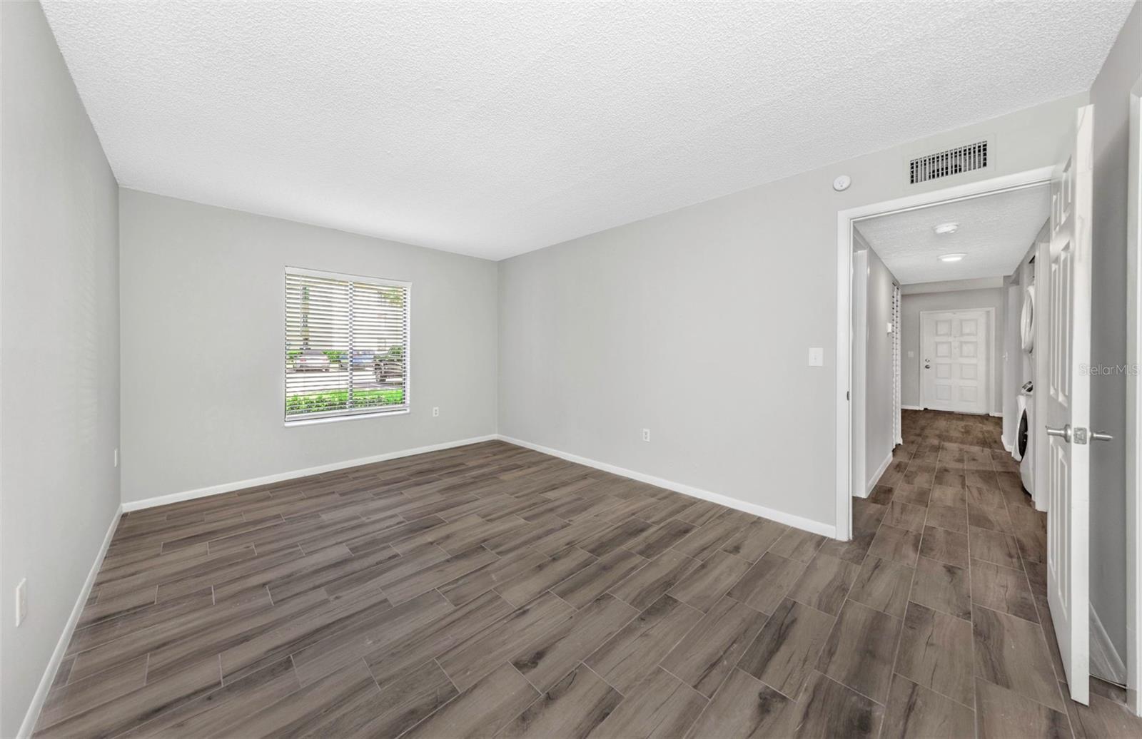 Image 20 of 52 For 3166 Lake Pine Way S H1