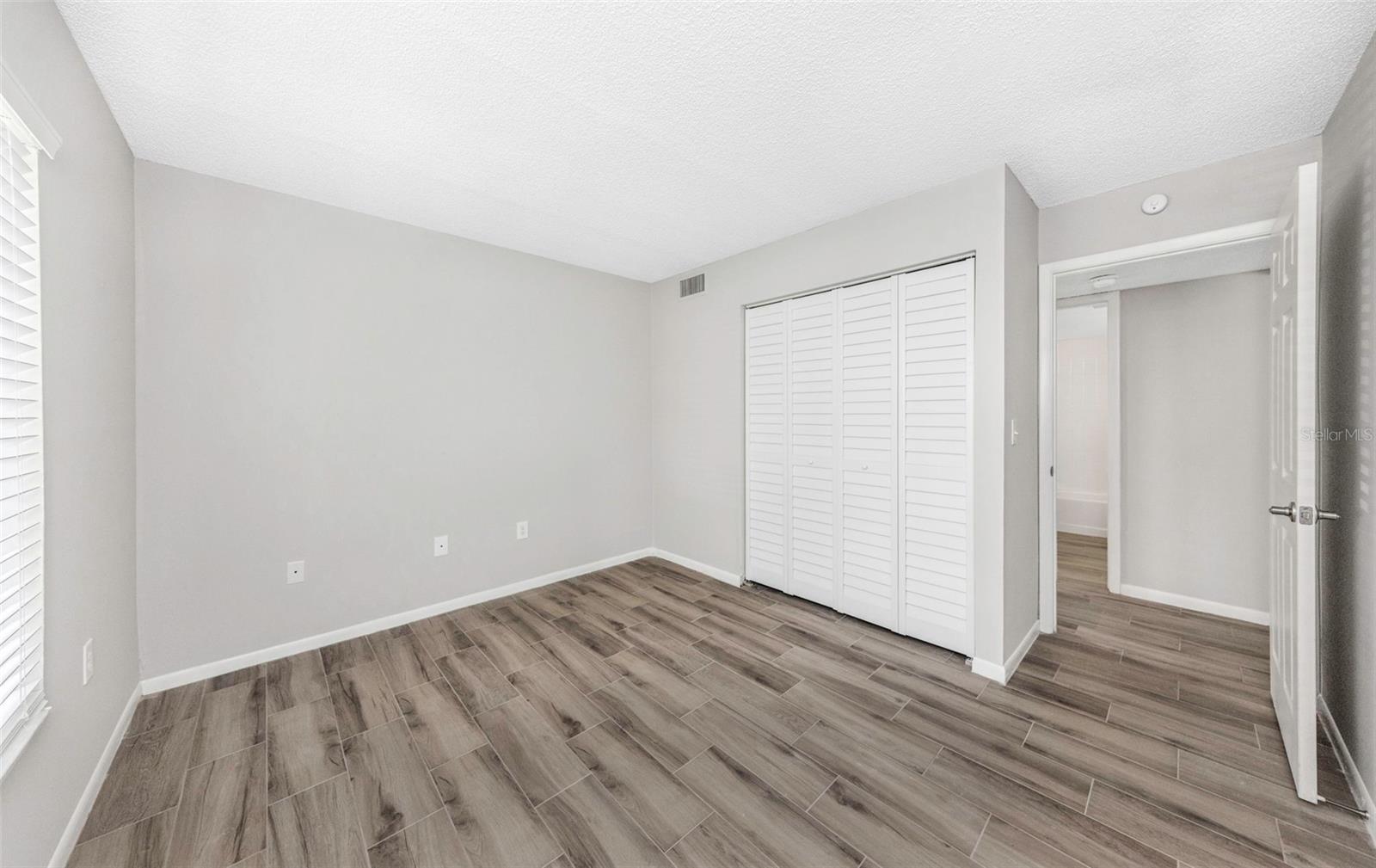 Image 27 of 52 For 3166 Lake Pine Way S H1