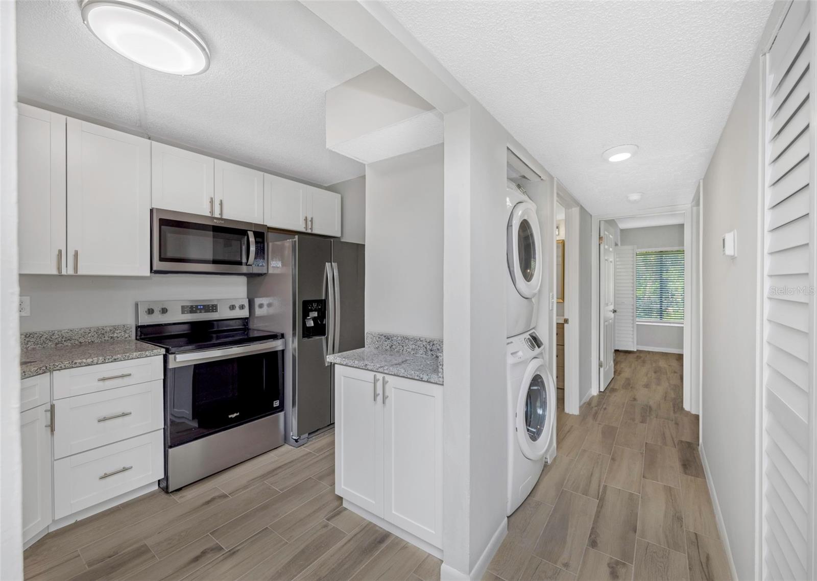 Image 5 of 52 For 3166 Lake Pine Way S H1