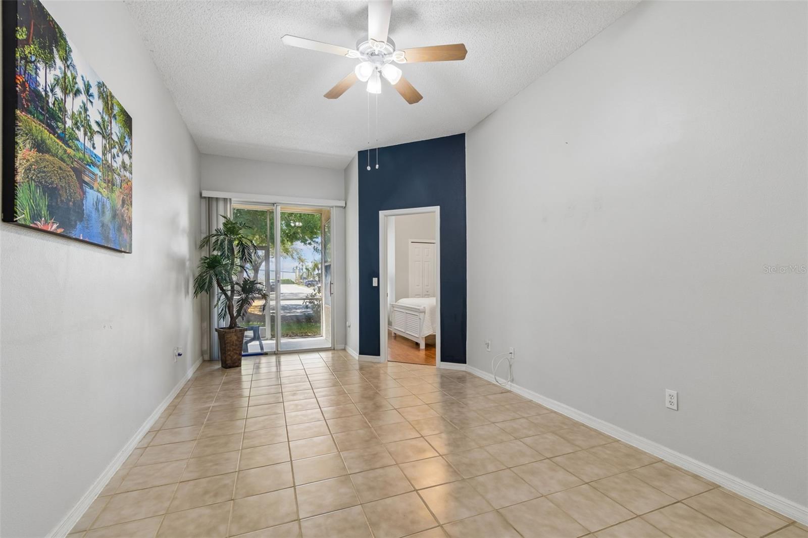 Image 23 of 61 For 1050 Starkey Rd  207