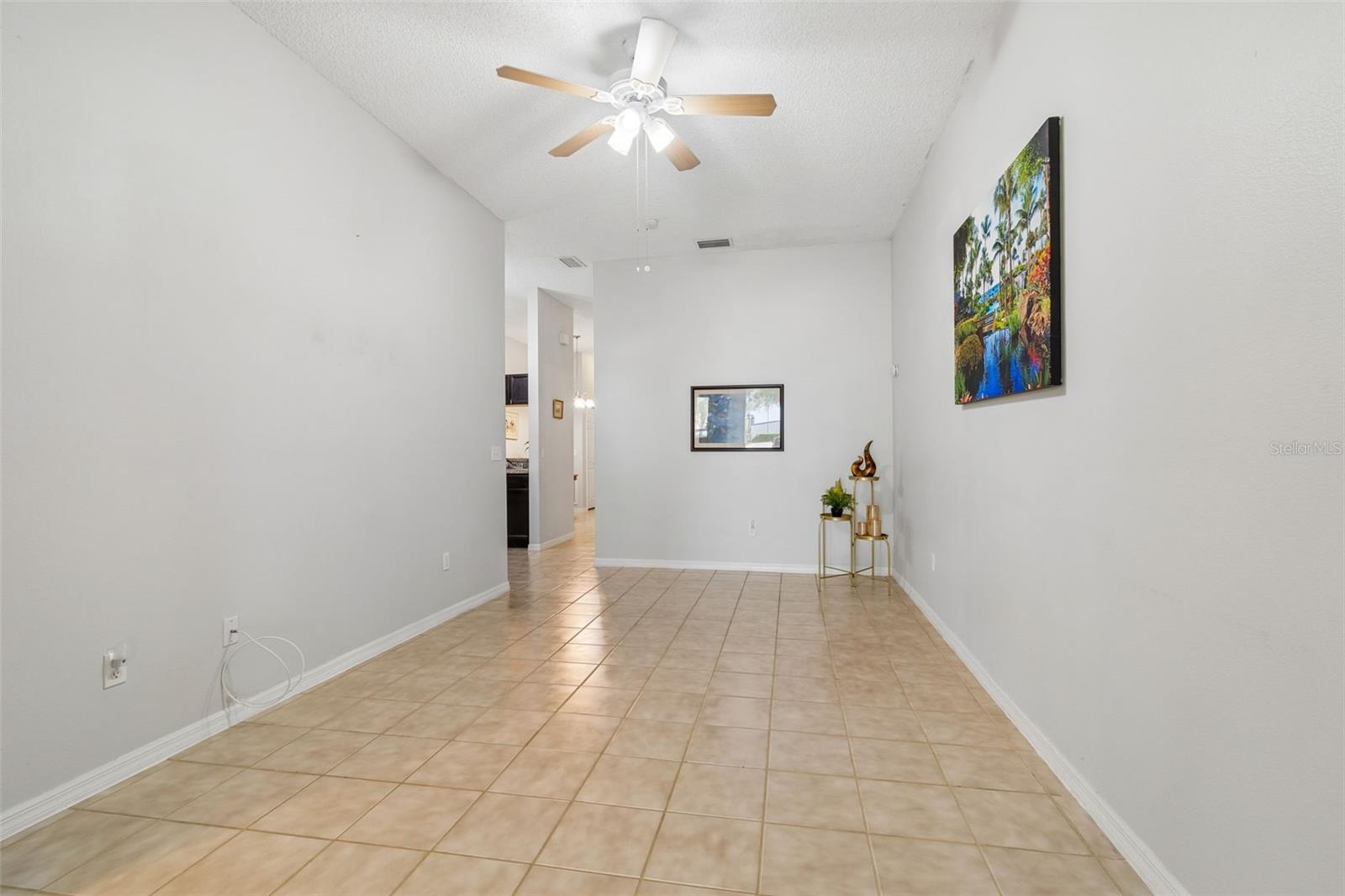 Image 24 of 61 For 1050 Starkey Rd  207