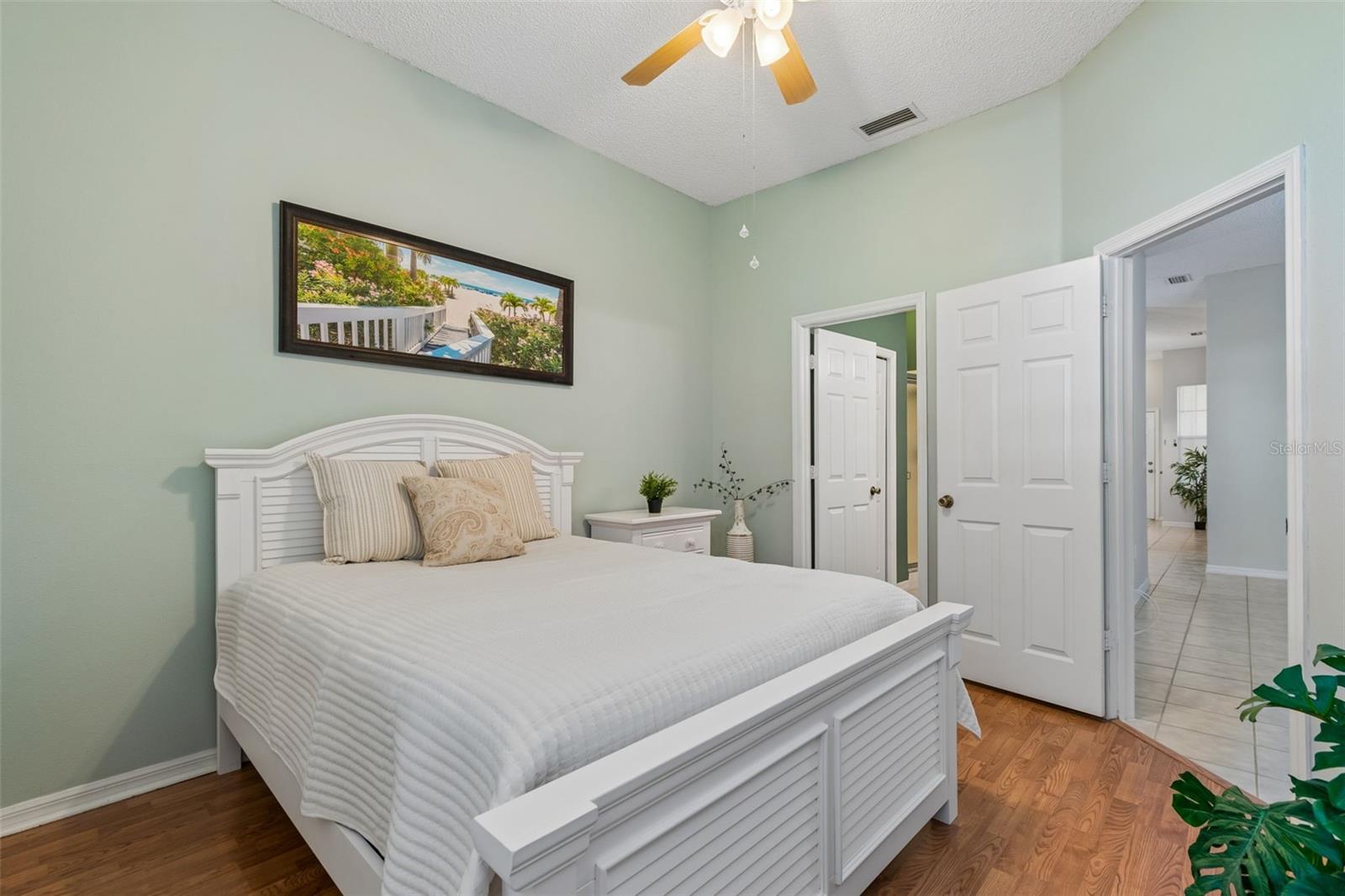 Image 29 of 61 For 1050 Starkey Rd  207