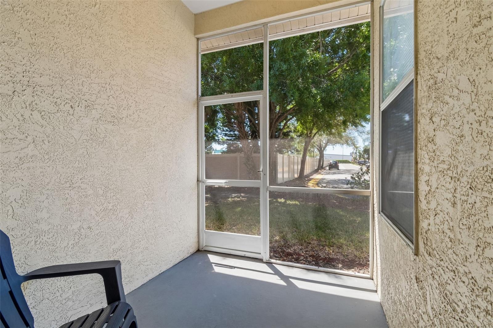 Image 36 of 61 For 1050 Starkey Rd  207