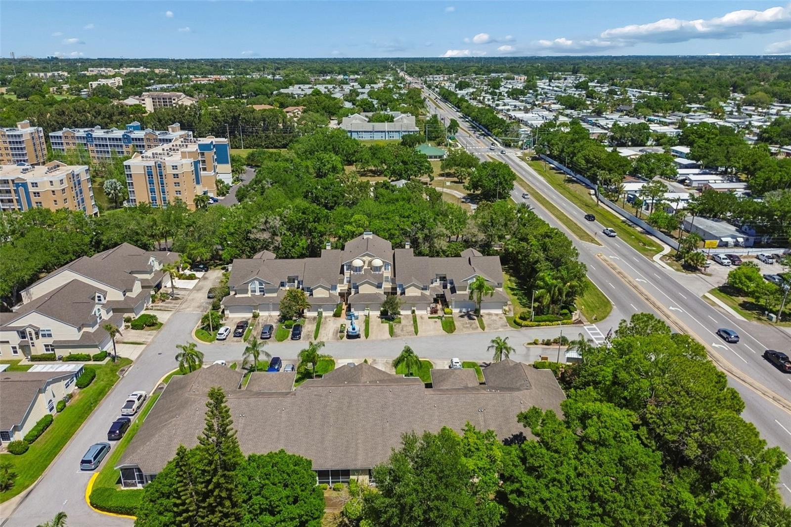 Image 50 of 61 For 1050 Starkey Rd  207