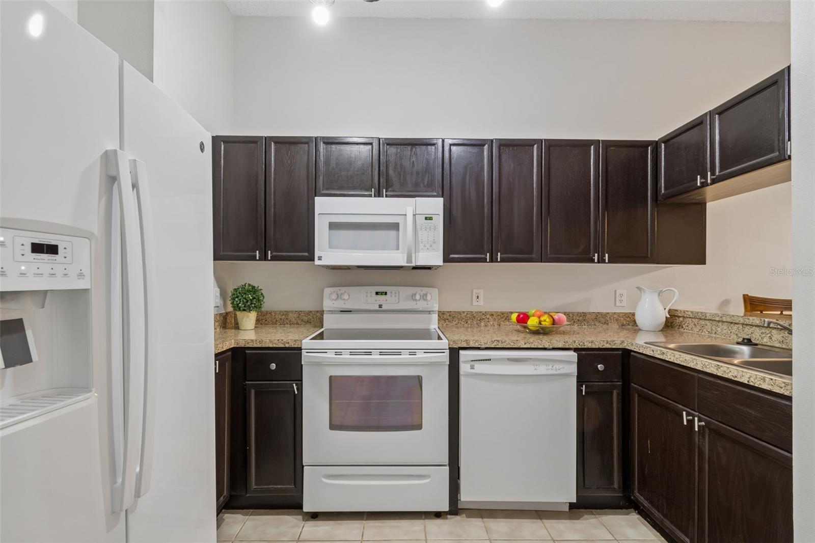 Image 9 of 61 For 1050 Starkey Rd  207