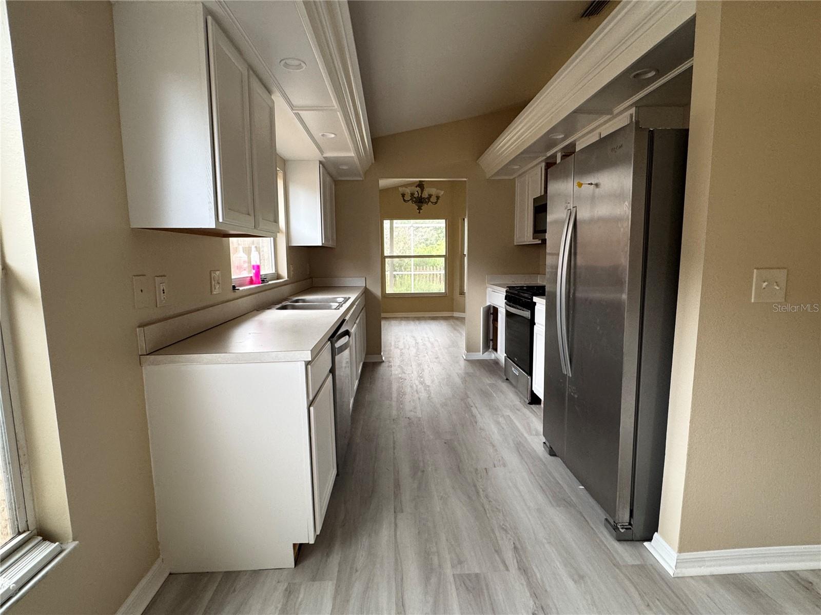 Image 10 of 29 For 27618 Sky Lake Circle