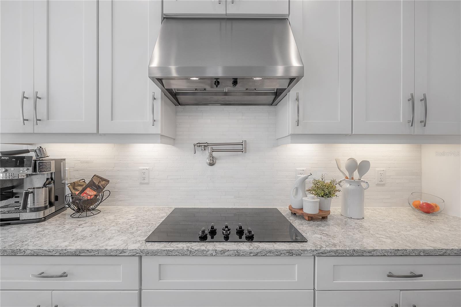 Image 18 of 76 For 8009 Clementine Lane