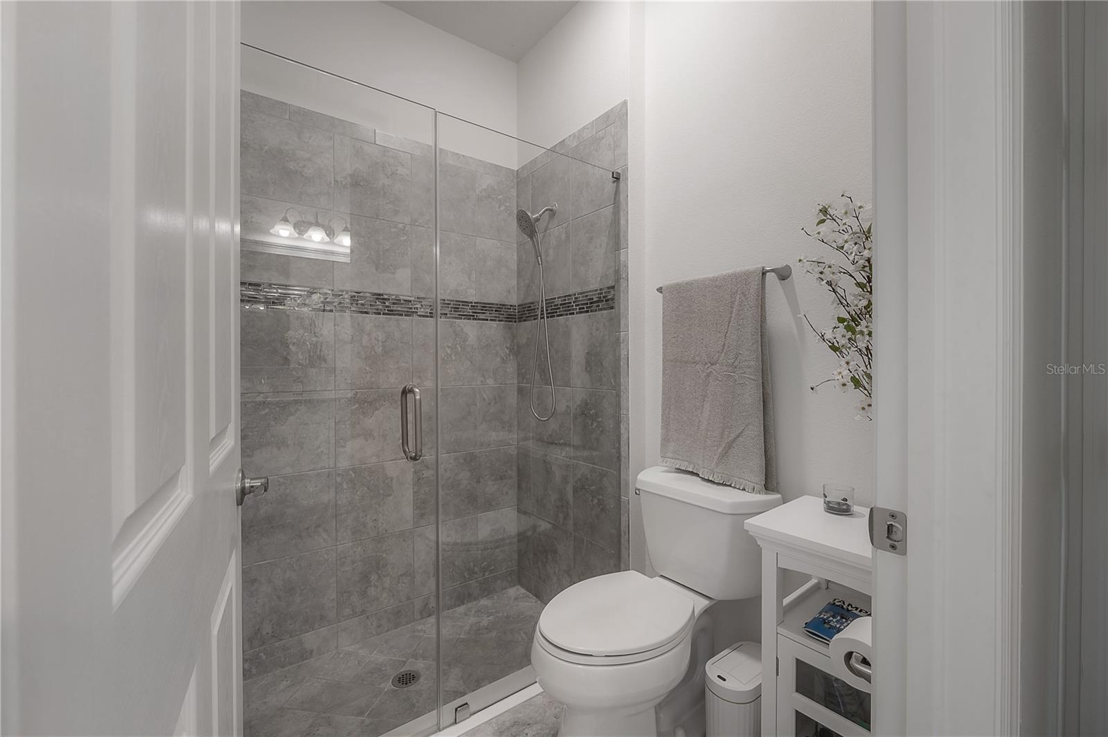 Image 41 of 76 For 8009 Clementine Lane