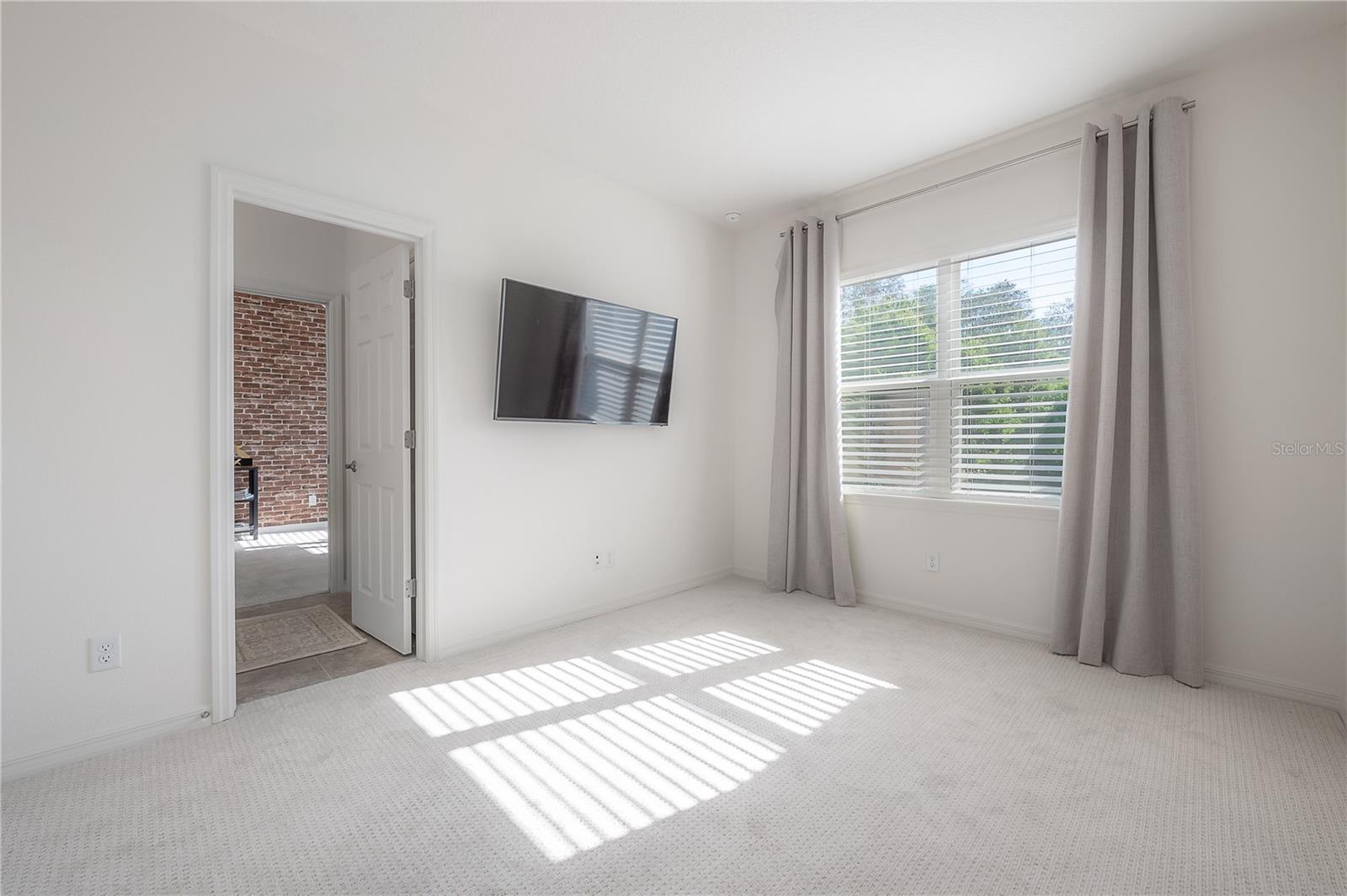 Image 60 of 76 For 8009 Clementine Lane