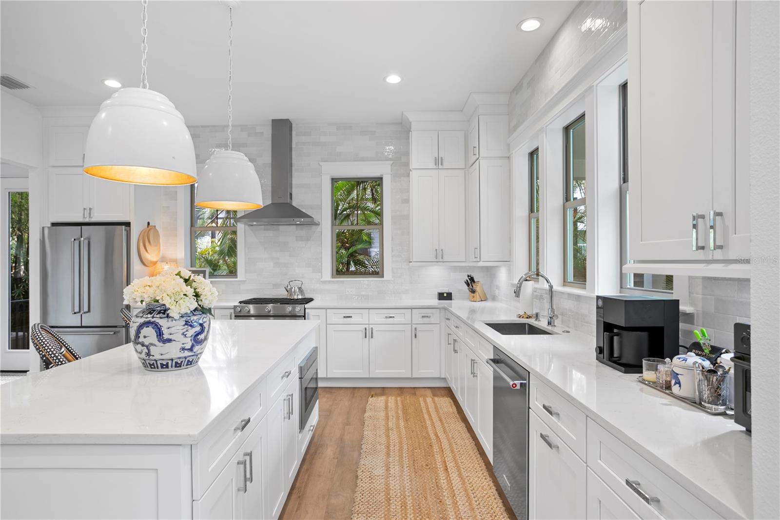 Image 16 of 48 For 1109 18th Avenue N