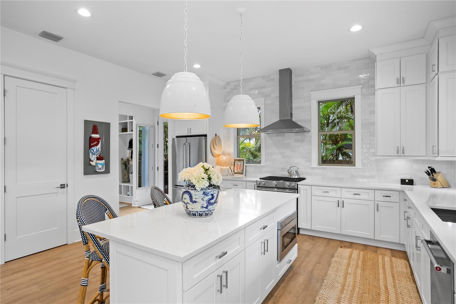 Image 17 of 48 For 1109 18th Avenue N