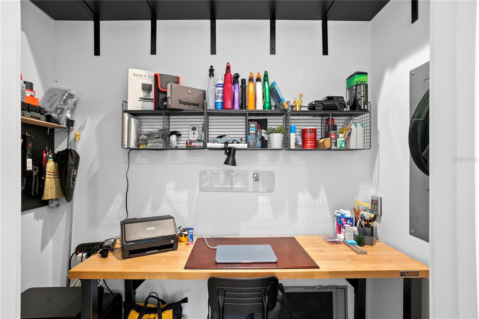 Image 22 of 48 For 1109 18th Avenue N